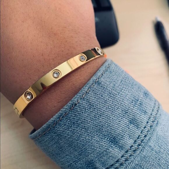 #40 Gold Love Friendship Bangle Bracelet CZ Stones - Picture 5 of 5